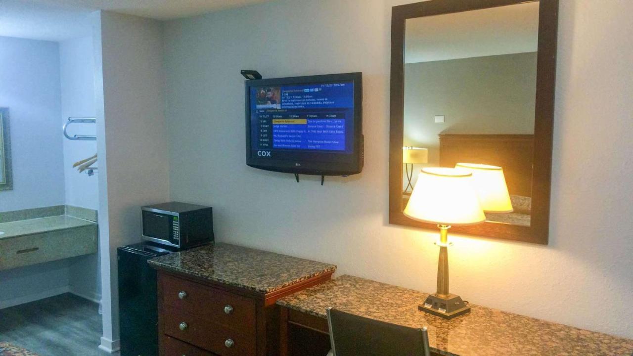 Motel 6 Newport News, VA – Fort Eustis Exterior foto